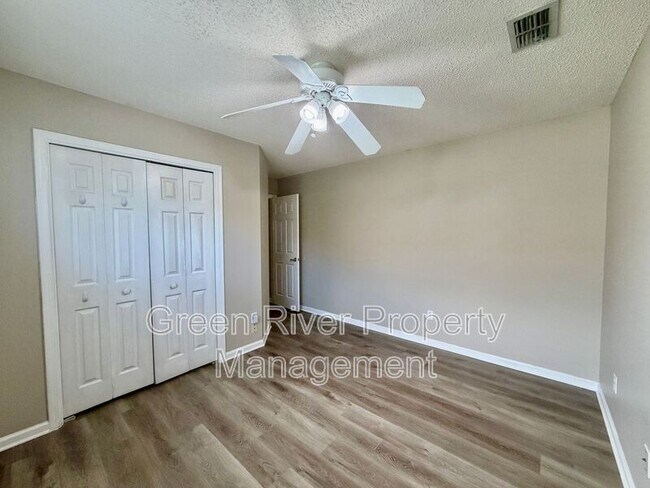 Building Photo - 1523 Quail Wood Ct
