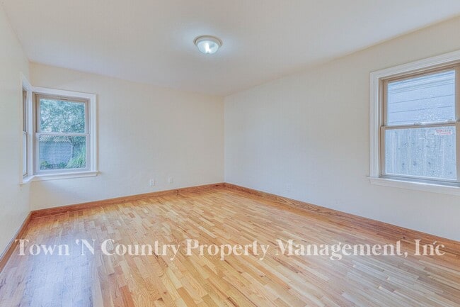 Building Photo - Charming 2BR/1BA Home in South Salinas!
