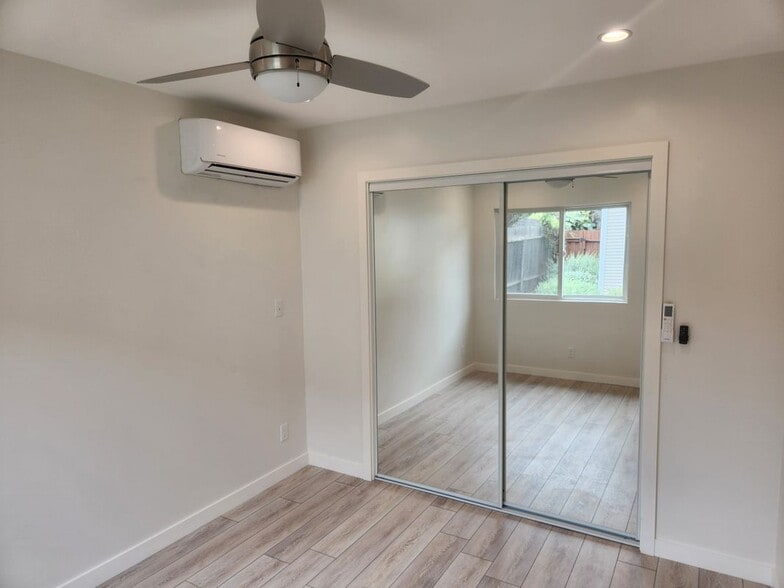 Building Photo - 506 Sheridan Way