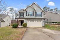 Building Photo - Great Home with Fenced Yard!