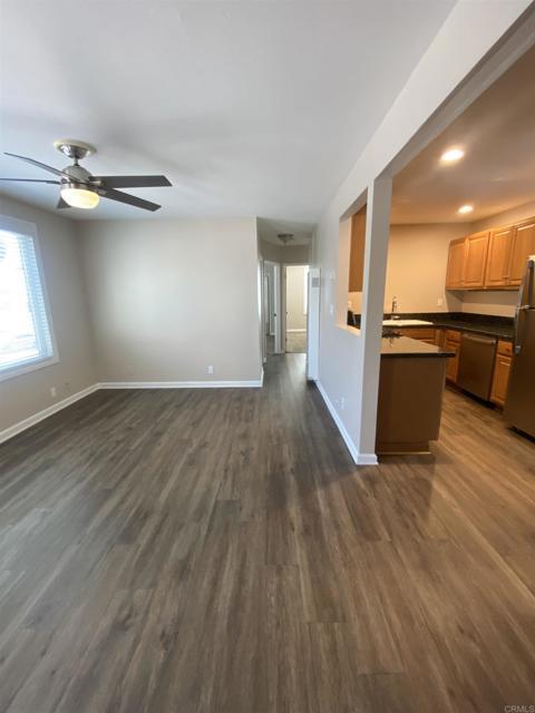 Building Photo - 2088 Montgomery Ave