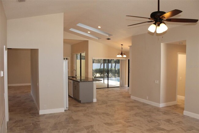 Building Photo - 668 Lamoka Ct