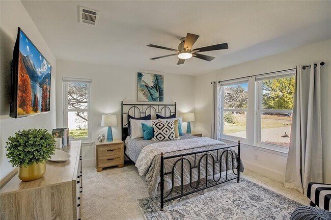 Building Photo - 20534 Highland Lake Dr