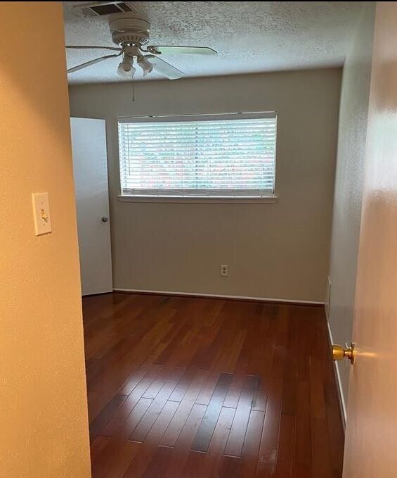 Building Photo - 1430 Kenforest Dr