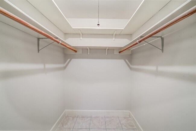 Building Photo - 5322 Rutherglenn Dr