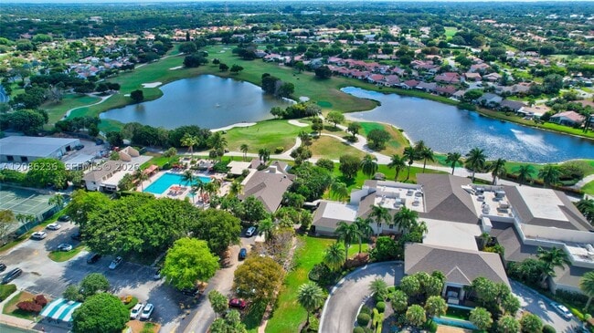 Building Photo - 11622 Creekside Dr