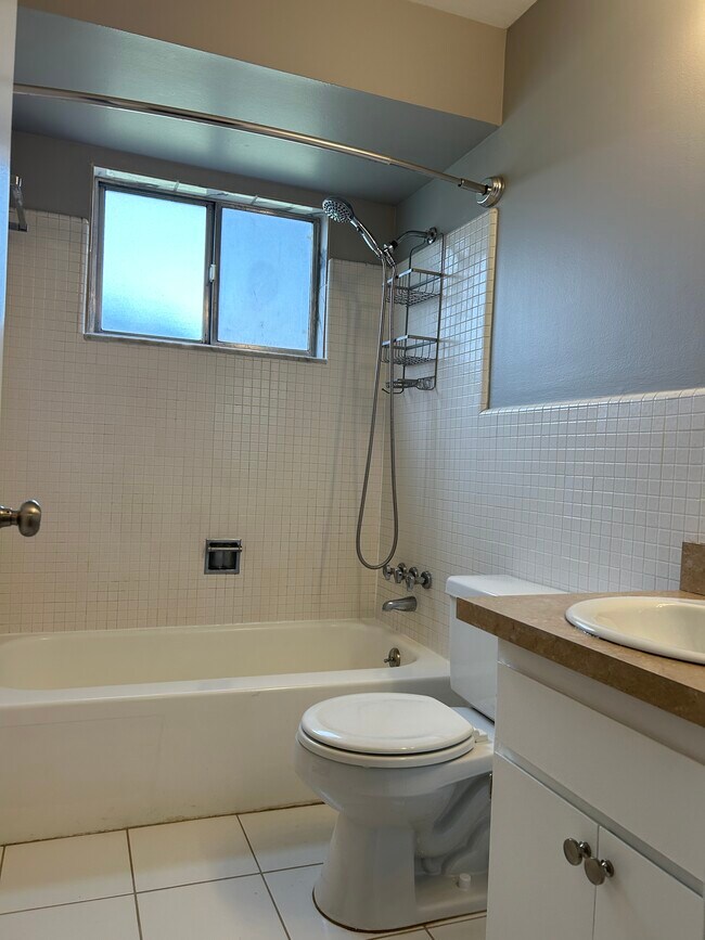 bathroom - 1830 Axtell Dr