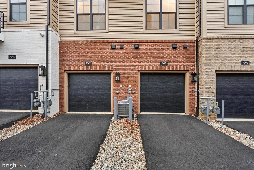 Building Photo - 7461 Backett Wood Ter