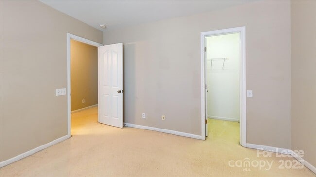 Building Photo - 9007 Bishop Crest Ln