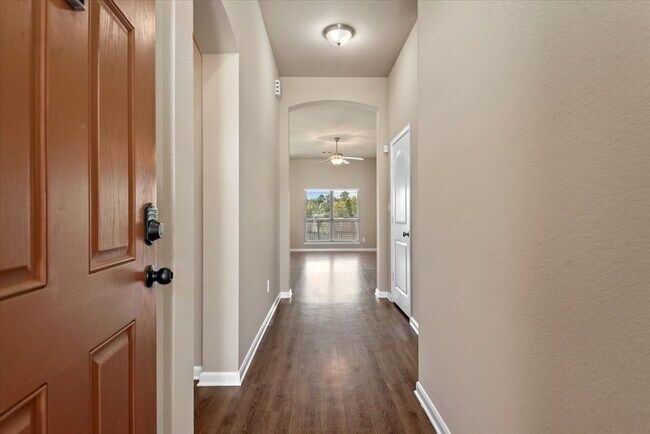 Building Photo - 119 Brock's Ln