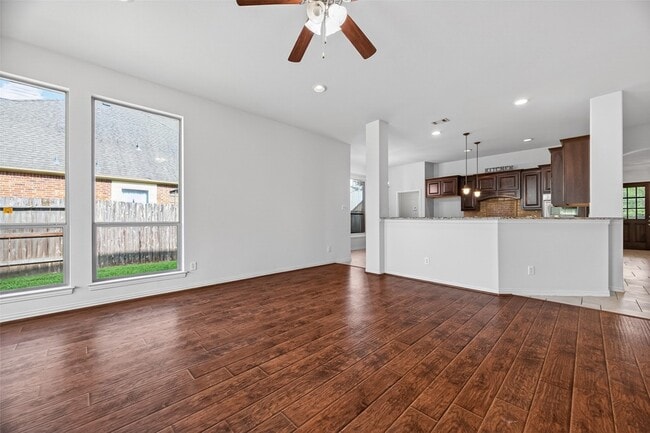 Building Photo - 6726 Hathaway Ln