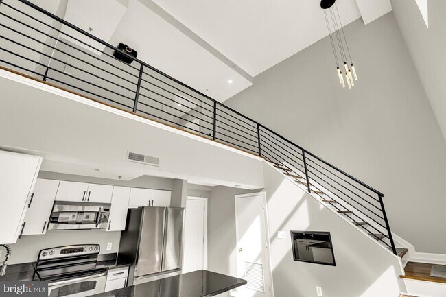 Building Photo - 1437 Rhode Island Ave NW