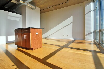 Building Photo - 2125 S Indiana Ave