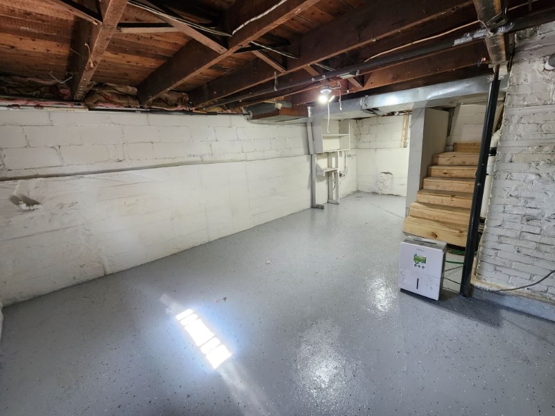 Building Photo - 432 48th St