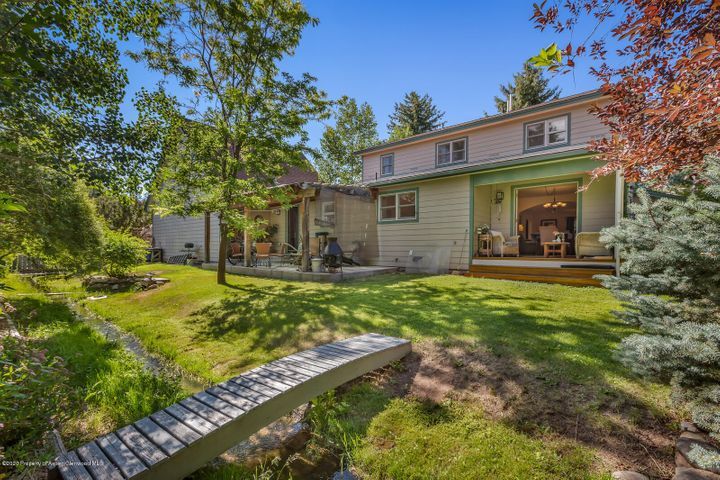 Building Photo - 1359 Wald Dr