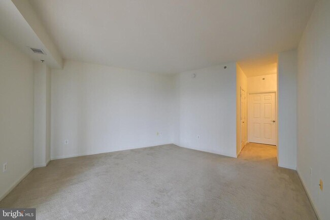 Building Photo - 3100 N Leisure World Blvd