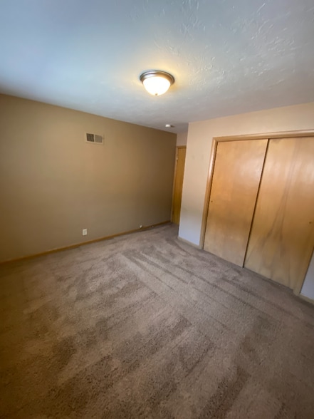 Building Photo - 1400 S 20th St