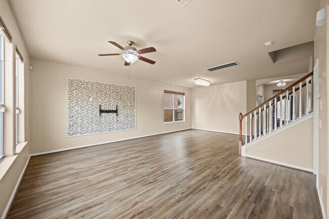 Building Photo - 17414 Aldenwilds Ln