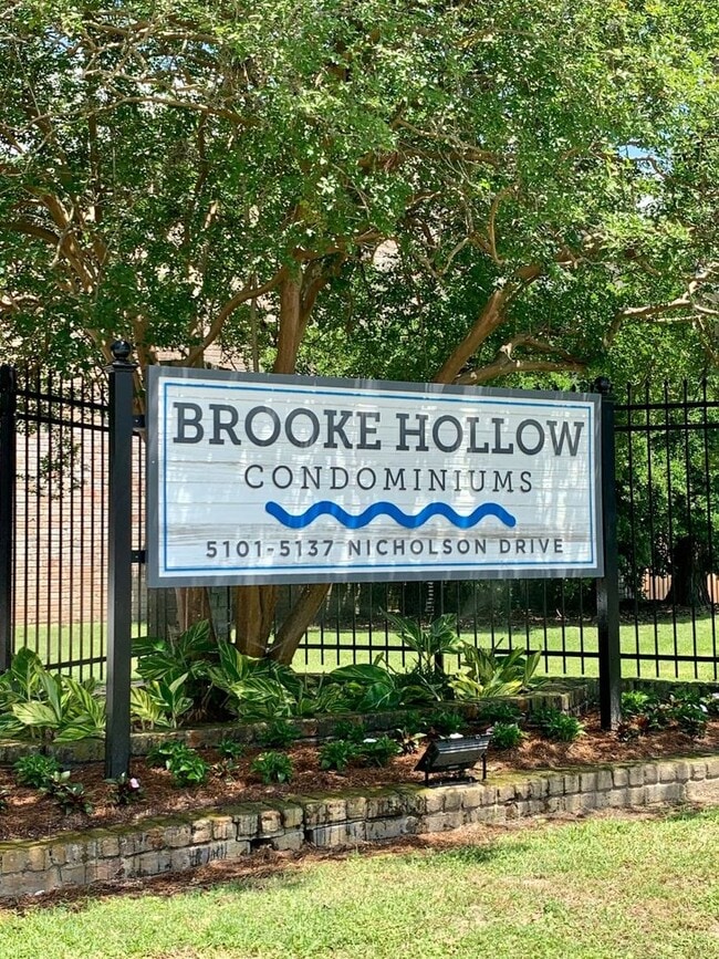 Building Photo - 5109 Nicholson Dr