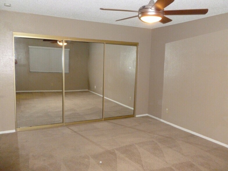 Building Photo - 3140 Sonata Dr