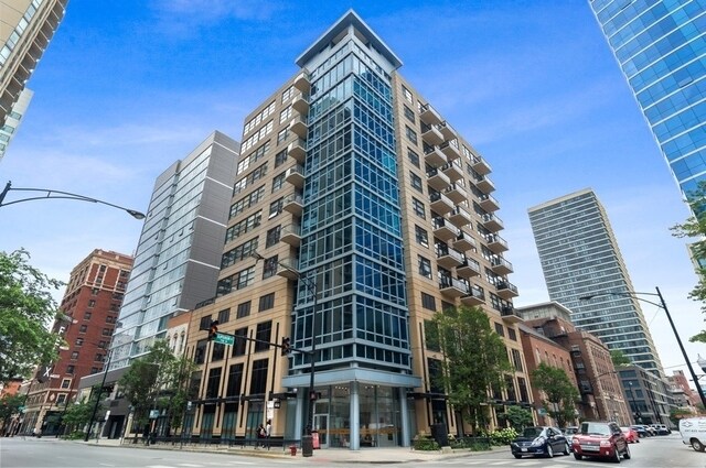 Primary Photo - 101 W Superior St