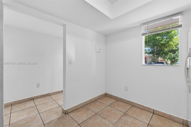 Building Photo - 240 NW 107th Ave