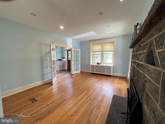 Building Photo - 7630 Cheltenham Ave