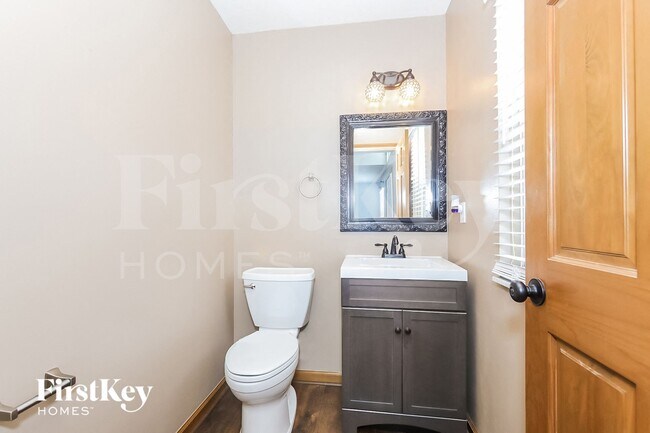 Building Photo - 969 Gray Dr