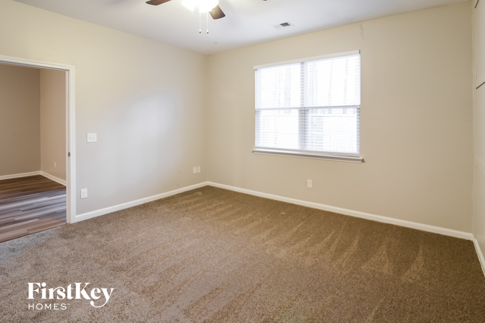 Building Photo - 432 Buckhannon Ln