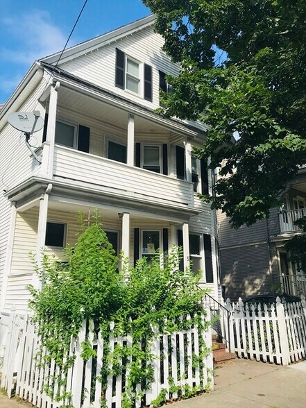 Primary Photo - 5 Lexington Ave