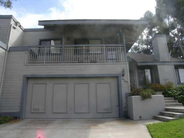 Building Photo - 4500 Villas Dr