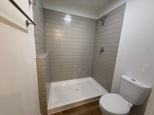 Building Photo - 2710 Discovery trails ct