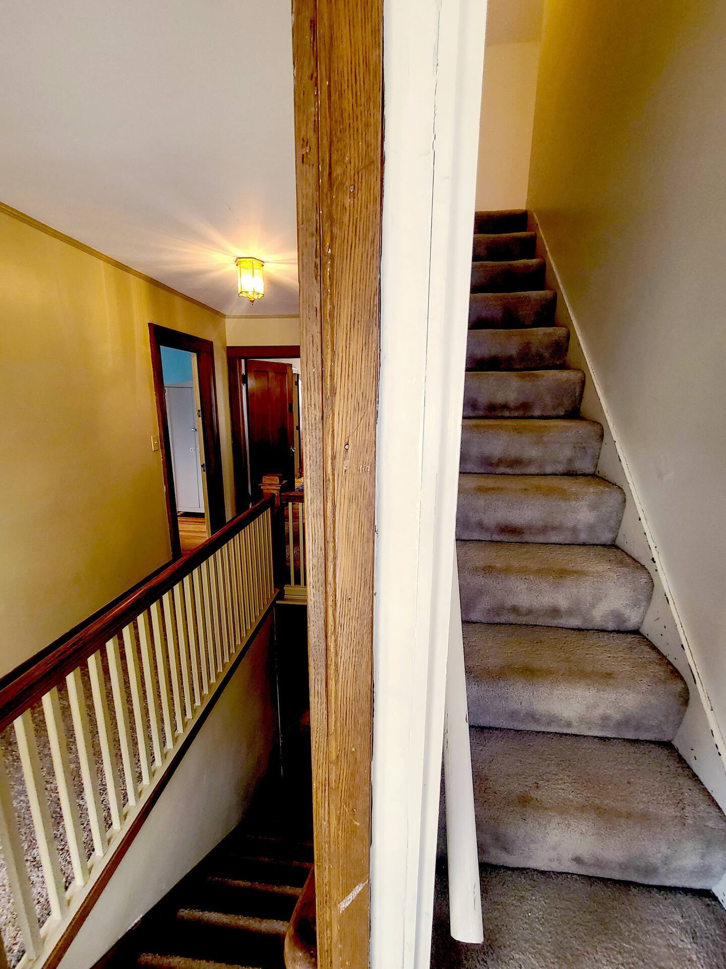3rd Floor Stairwell - 1512 Harlem Blvd