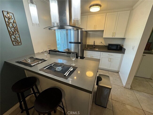 Building Photo - 2121 S Camino St