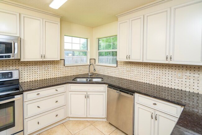 Building Photo - 2116 Wood Stork Ave