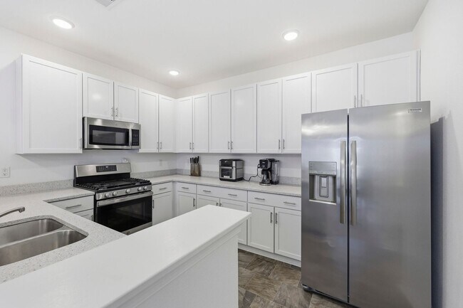 Building Photo - 5112 Cora Anne Ln