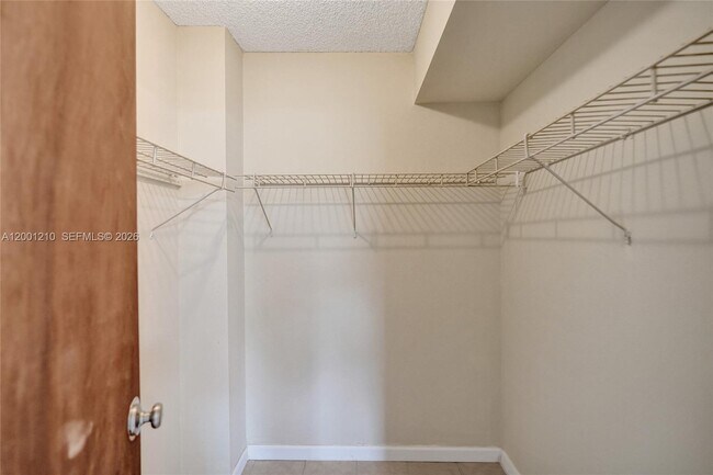 Building Photo - 3051 NW 46th Ave