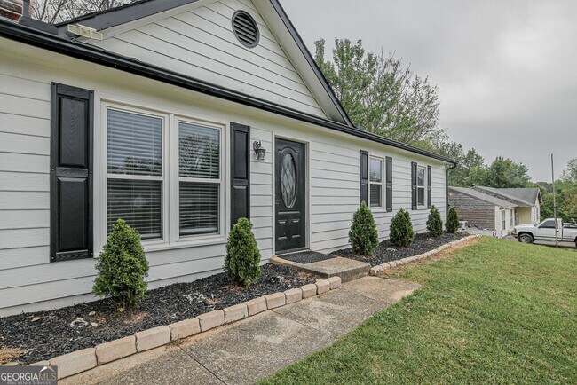 Building Photo - 356 Meadow Trace Dr