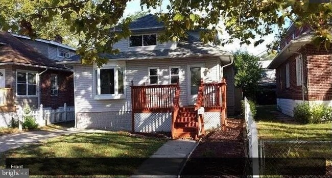 Building Photo - 21 W 2nd Ave