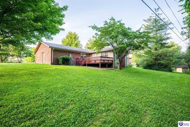 Building Photo - 226 Carey Ln