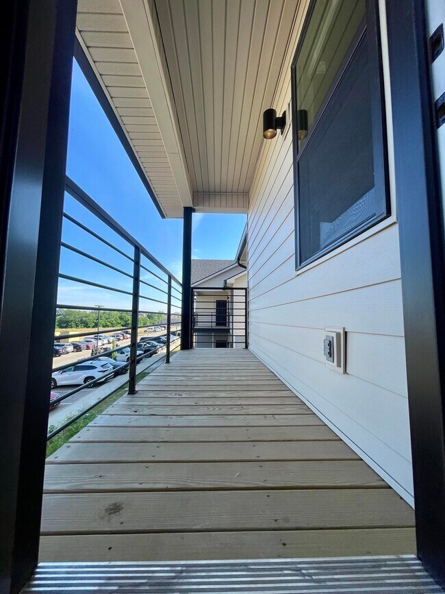 Building Photo - 103 Juniper Path