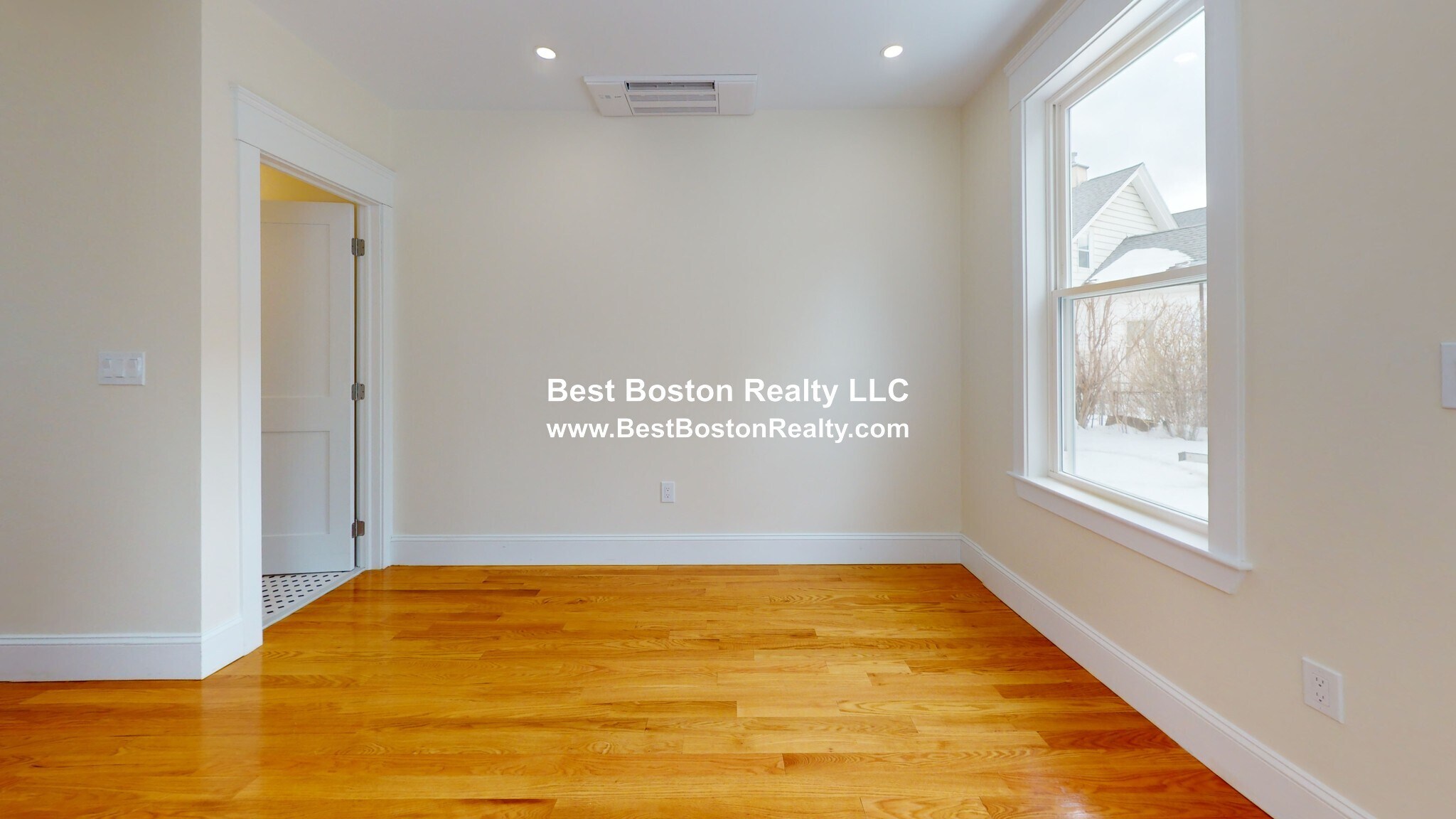 Building Photo - 244 Somerville Ave