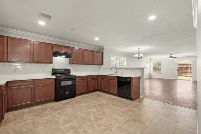 Building Photo - 15403 Harris Canyon Ln