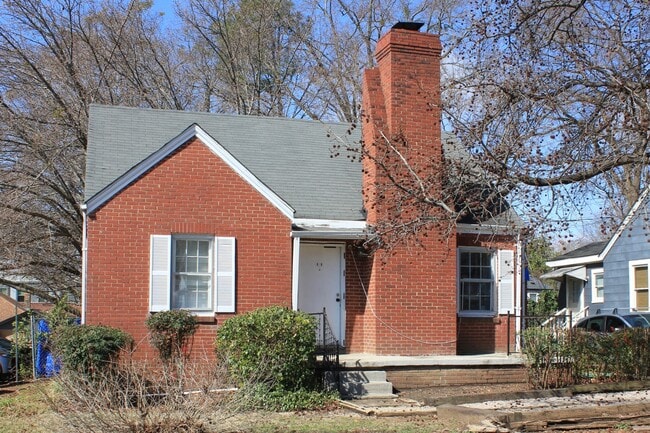 Building Photo - 11 Bagwell Ave