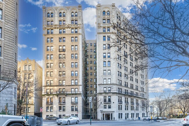 The Riviera - 790 Riverside Dr New York NY 10032 | Apartment Finder