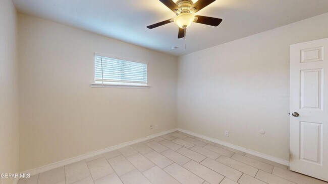 Building Photo - 10308 Windsor Dr