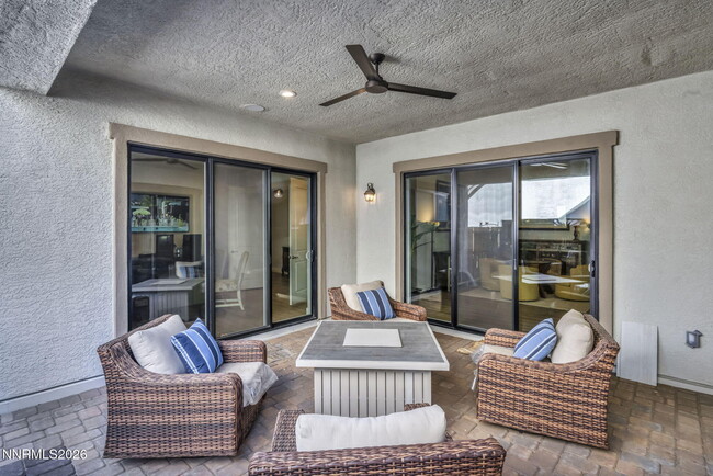Building Photo - 2958 Saddle Peak Dr