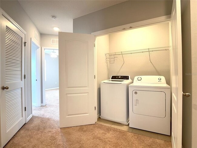 Building Photo - 447 Arbor Lakes Dr