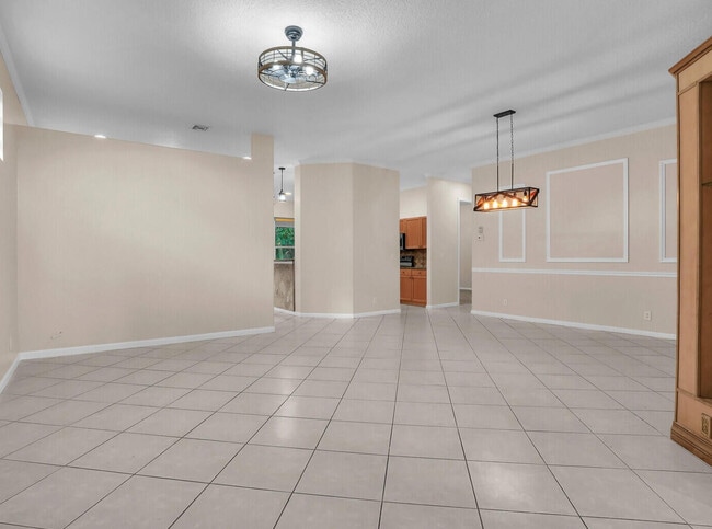 Building Photo - 1649 Ballantrae Blvd N