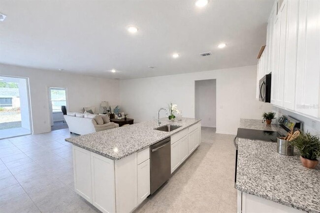 Building Photo - 15 Ramblewood Dr